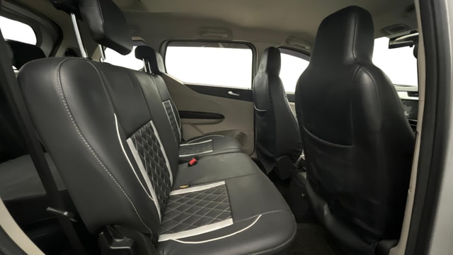 View Renault Triber Image 36 Used Renault Triber Image 36