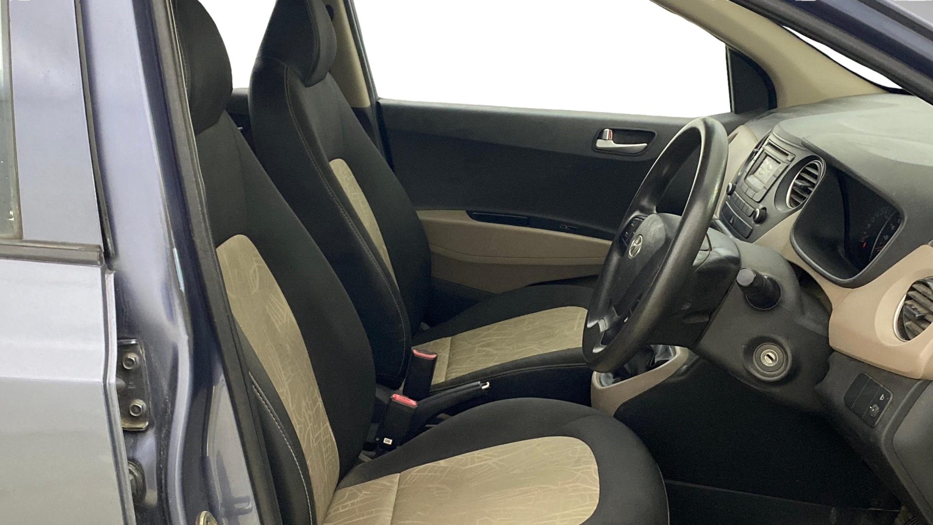 View 2016 Hyundai Grand i10 Sportz 1.2 Kappa Image 25 Used 2016 Hyundai Grand i10 Sportz 1.2 Kappa Image 25