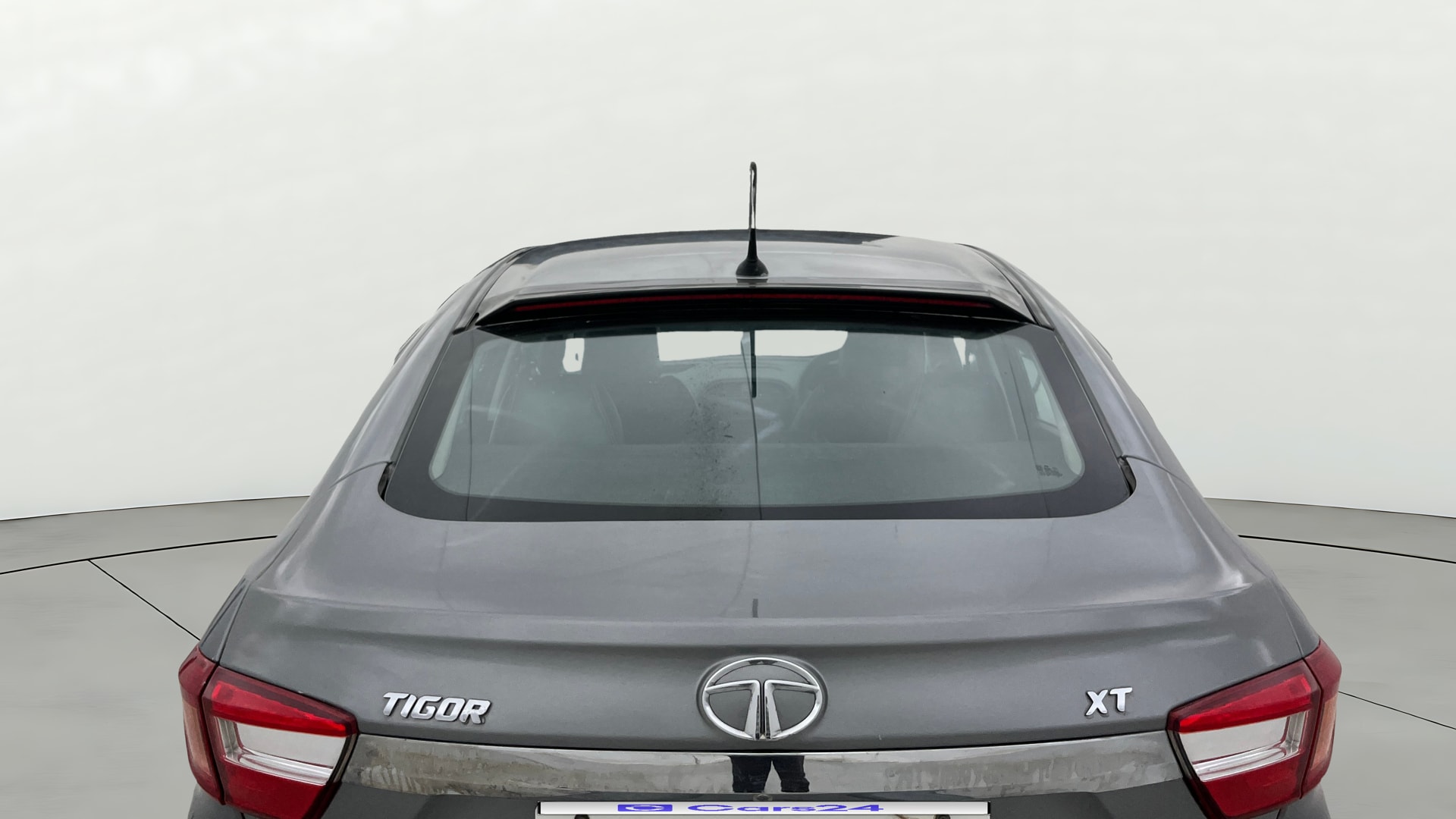 View 2018 Tata Tigor XT Petrol Image 4 Used 2018 Tata Tigor XT Petrol Image 4