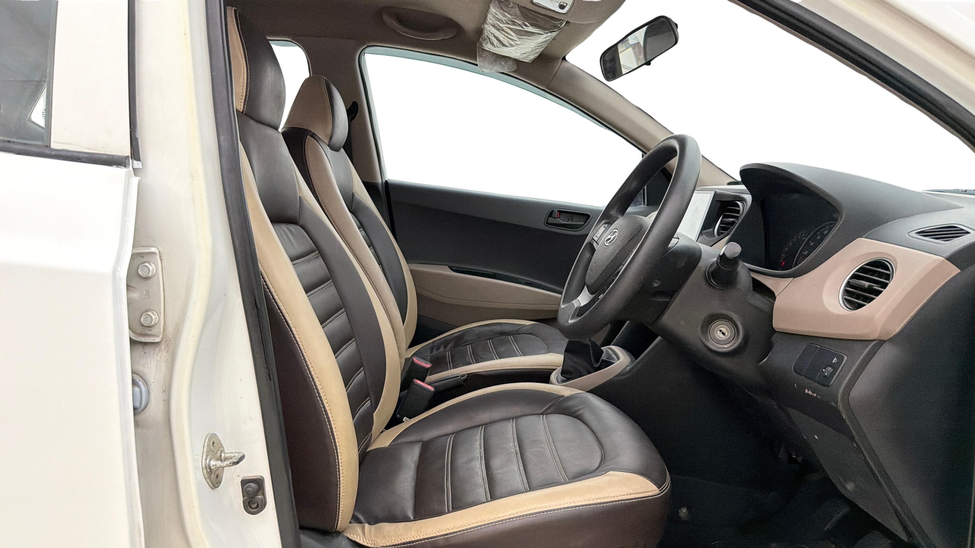 View 2019 Hyundai Grand i10 Magna 1.2 Kappa VTVT Image 26 Used 2019 Hyundai Grand i10 Magna 1.2 Kappa VTVT Image 26