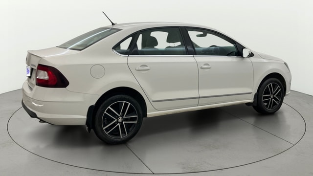 View Skoda Rapid Image 42 Used Skoda Rapid Image 42
