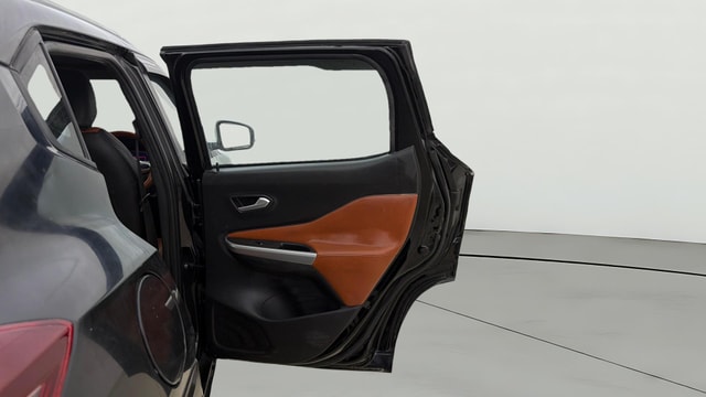 View Nissan Magnite Image 5 Used Nissan Magnite Image 5