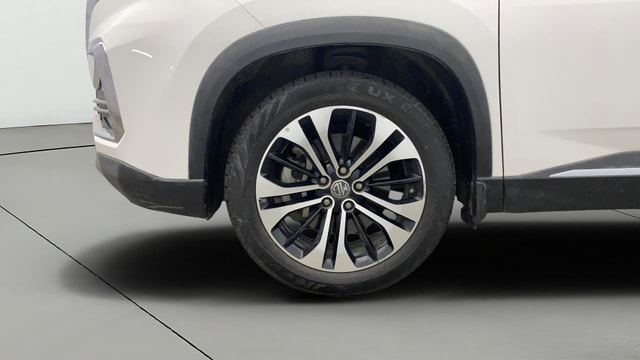 View MG Hector Image 36 Used MG Hector Image 36