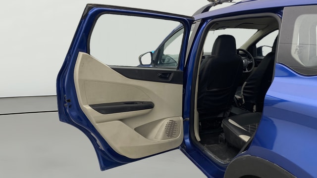 View Renault Triber Image 23 Used Renault Triber Image 23
