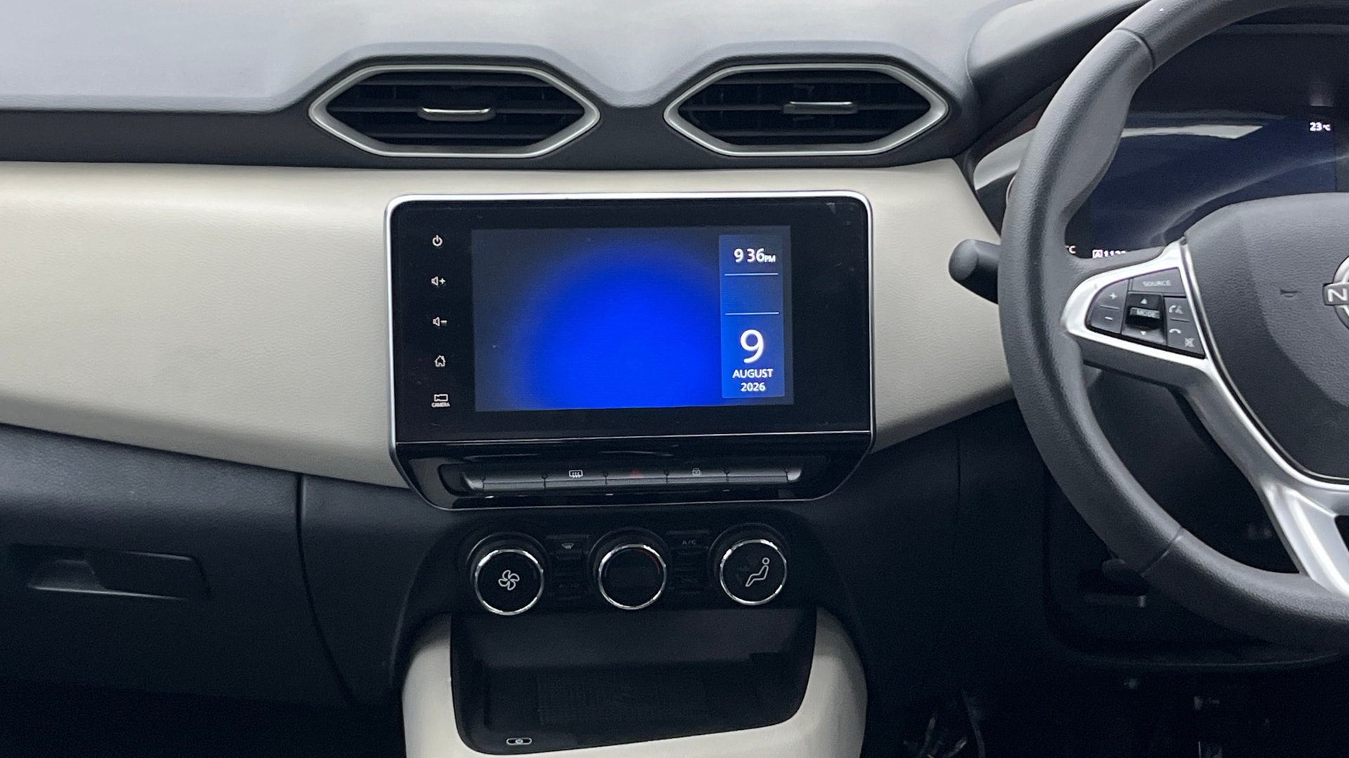 View 2022 Nissan Magnite XV Image 17 Used 2022 Nissan Magnite XV Image 17