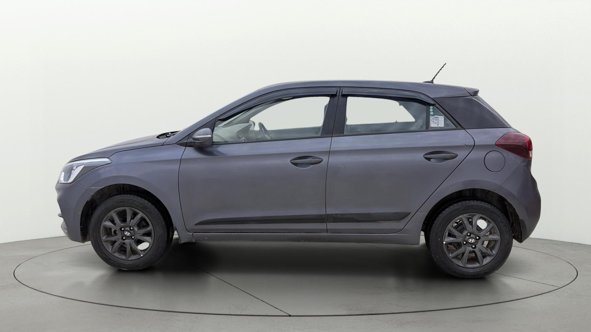 View 2020 Hyundai Elite i20 1.2 Sportz Plus Petrol Image 5 Used 2020 Hyundai Elite i20 1.2 Sportz Plus Petrol Image 5