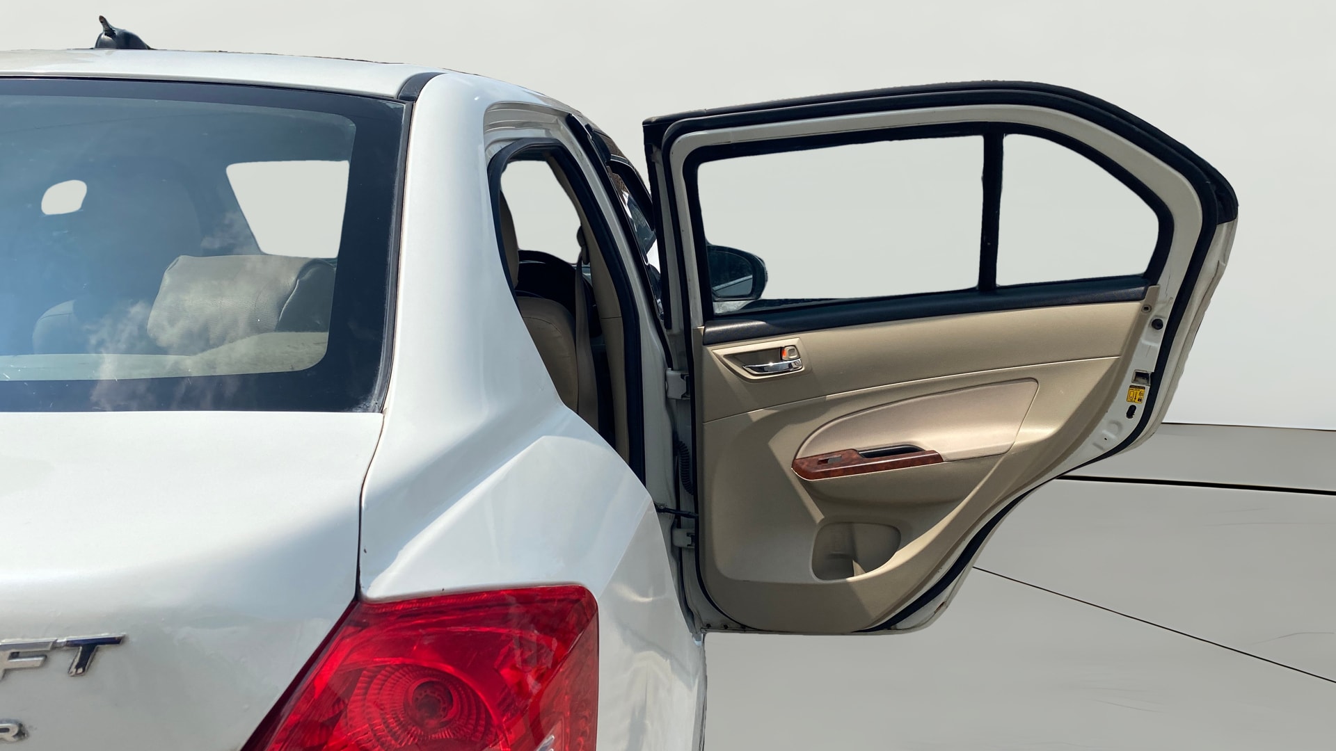 View 2014 Maruti Suzuki 1000 Base Variant Image 7 Used 2014 Maruti Suzuki 1000 Base Variant Image 7