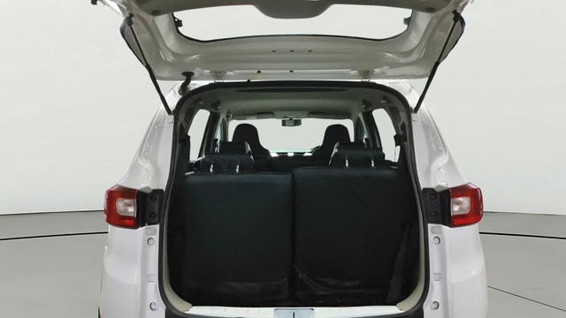 View Renault Triber Image 39 Used Renault Triber Image 39