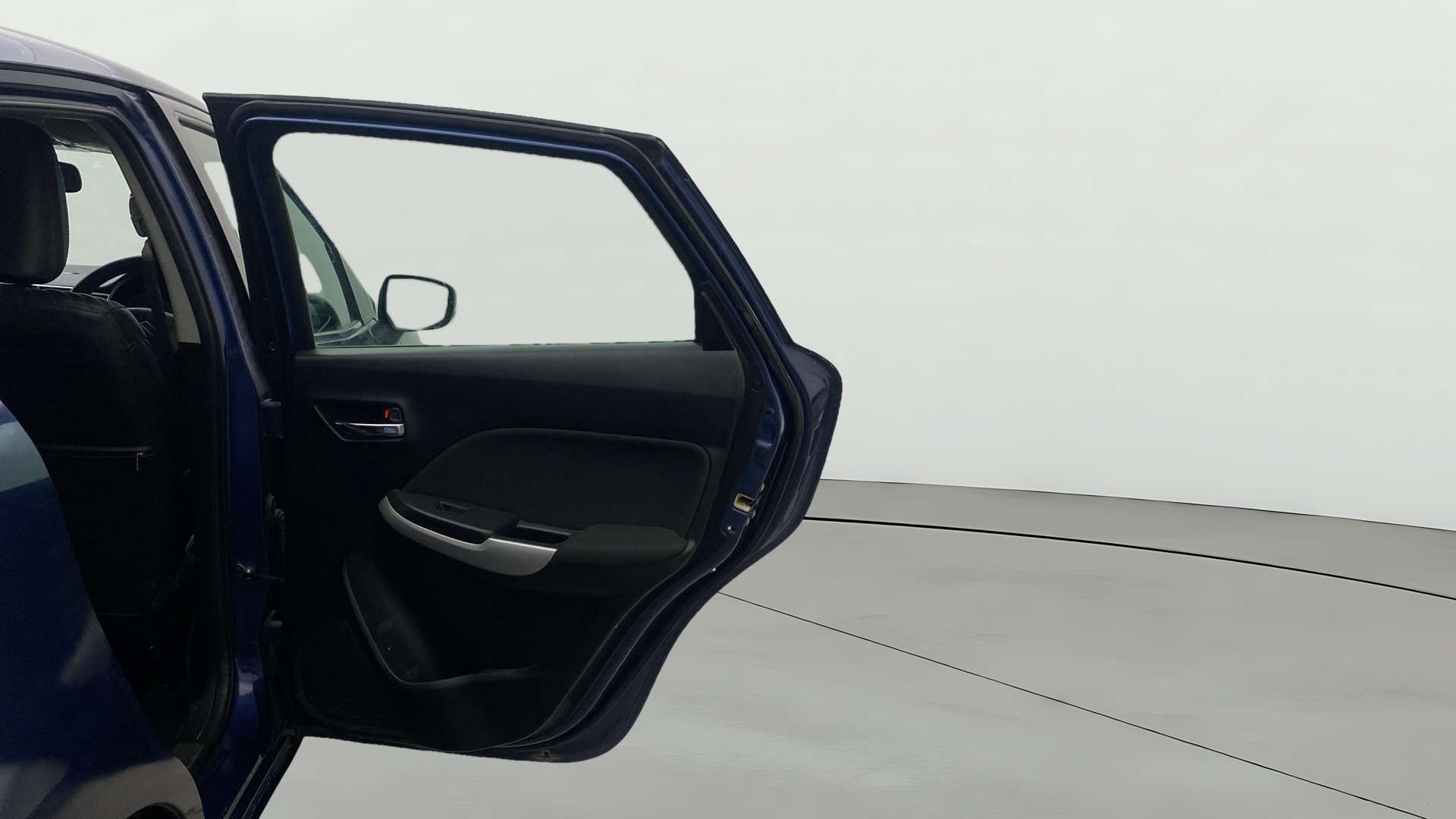 View 2018 Maruti Suzuki 1000 Base Variant Image 7 Used 2018 Maruti Suzuki 1000 Base Variant Image 7