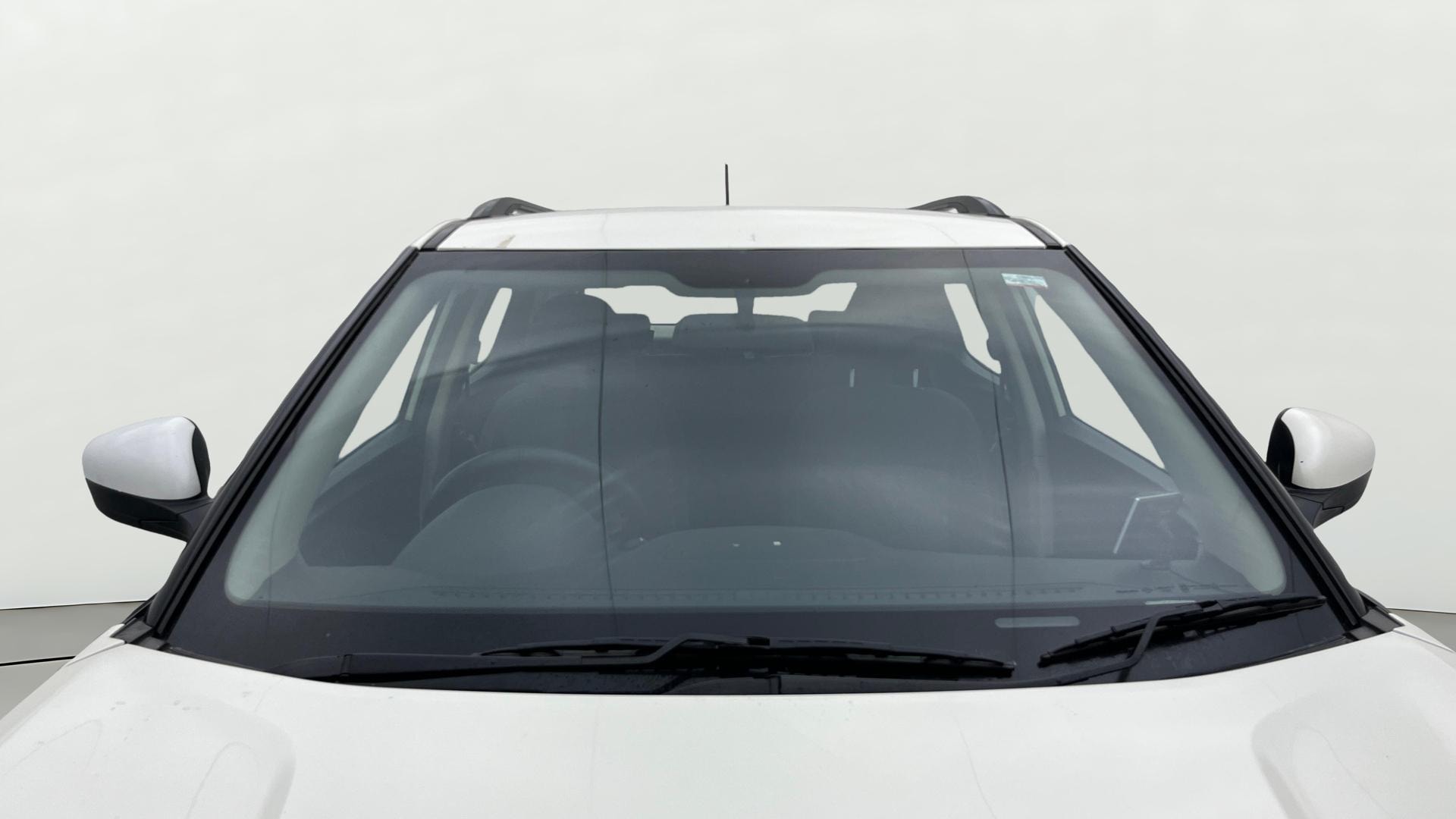 View 2019 Mahindra XUV300 W4 Petrol BS IV Image 30 Used 2019 Mahindra XUV300 W4 Petrol BS IV Image 30