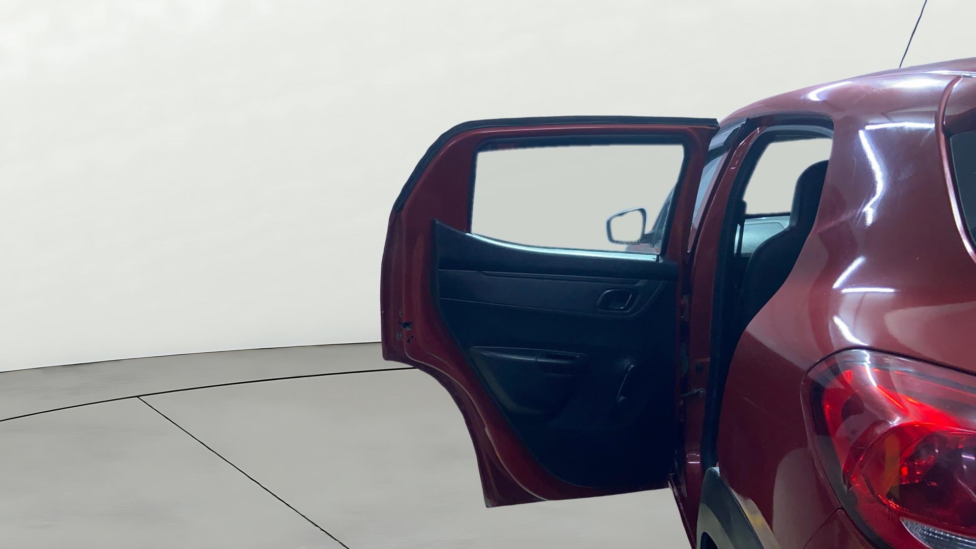 View 2017 Renault Kwid RXL Image 22 Used 2017 Renault Kwid RXL Image 22
