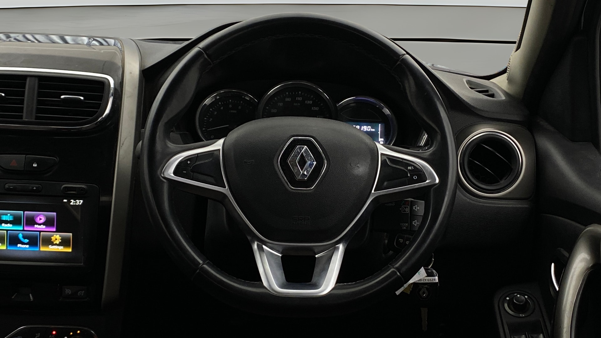 View 2021 Renault Duster 1.3L Turbo Petrol RXZ Image 20 Used 2021 Renault Duster 1.3L Turbo Petrol RXZ Image 20