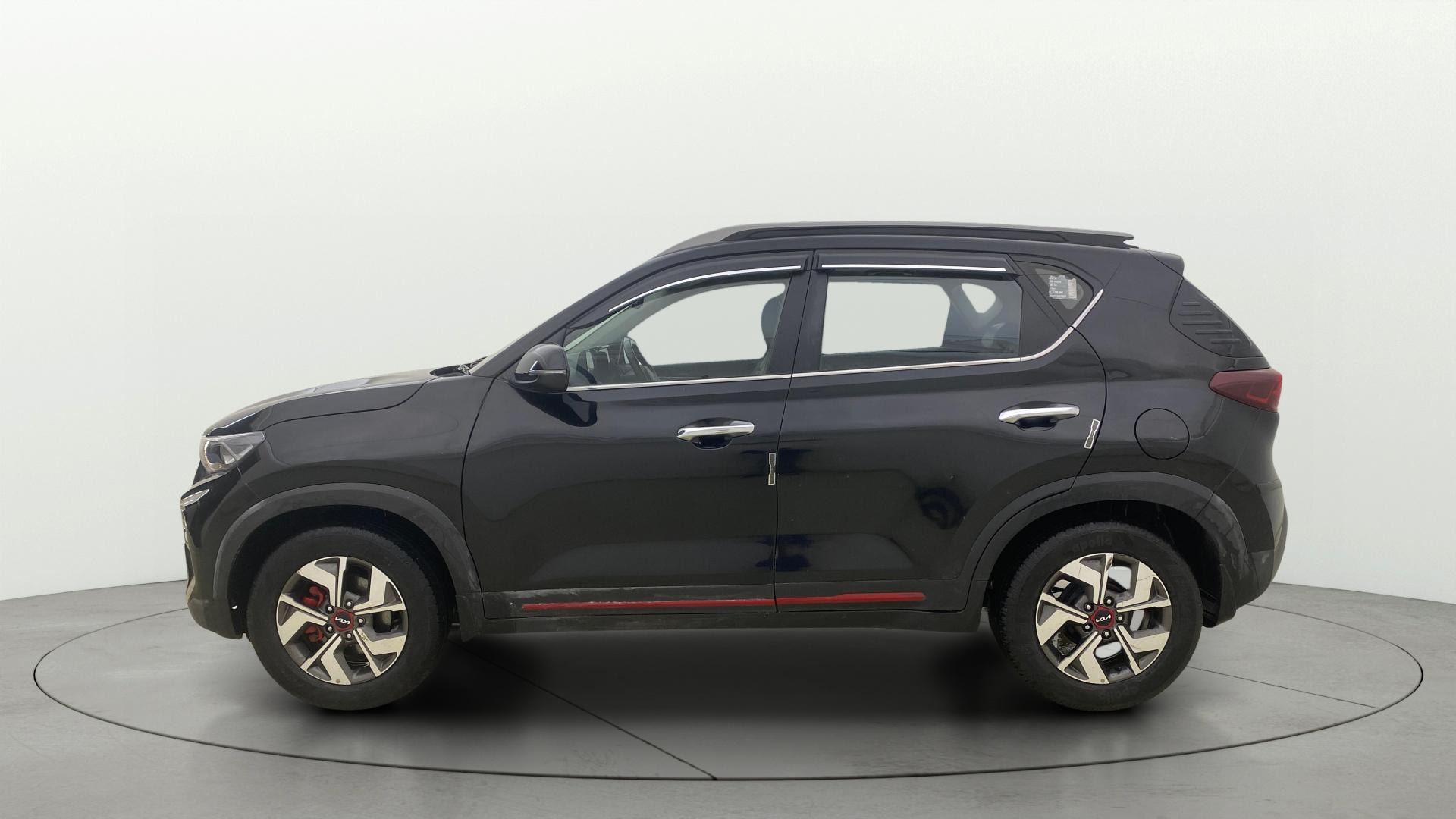 View 2022 Kia Sonet GTX Plus Diesel Image 27 Used 2022 Kia Sonet GTX Plus Diesel Image 27