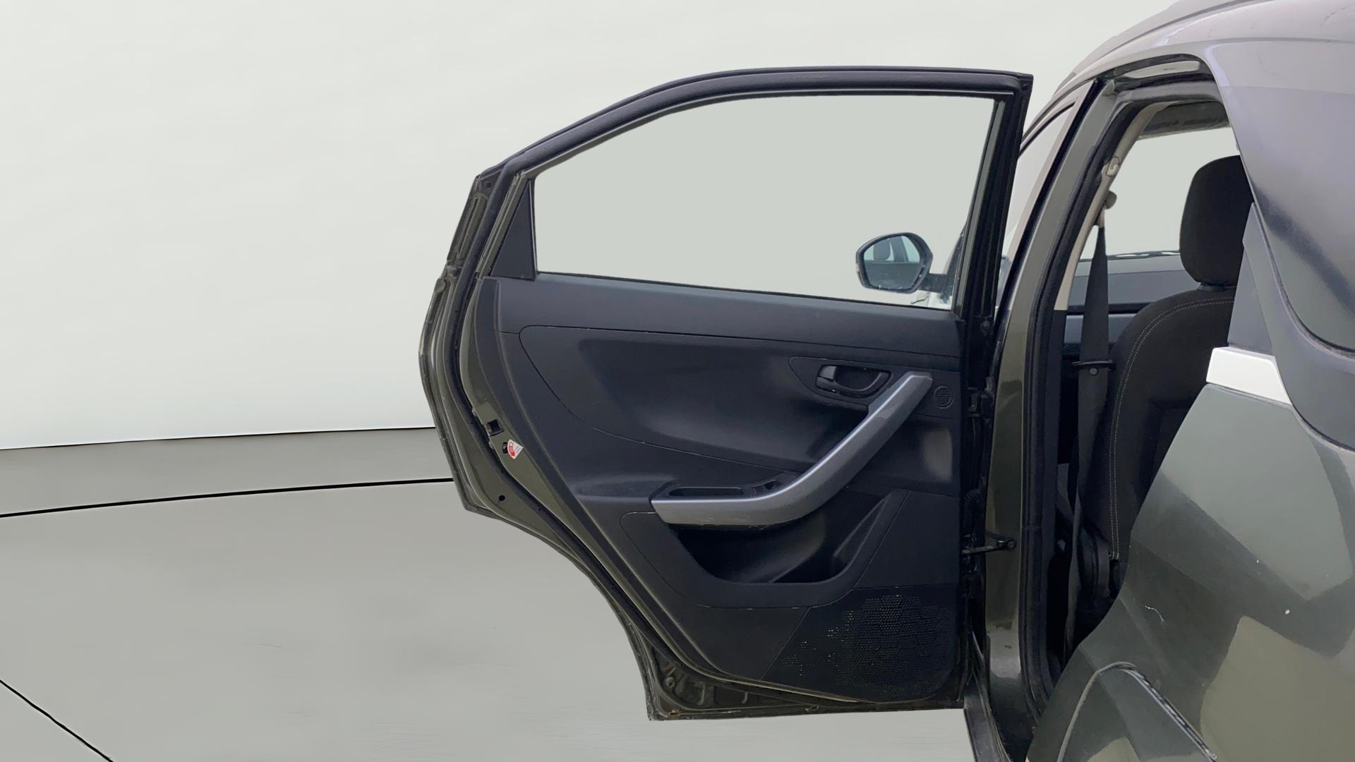 View 2020 Tata Nexon Revotron XE Image 22 Used 2020 Tata Nexon Revotron XE Image 22