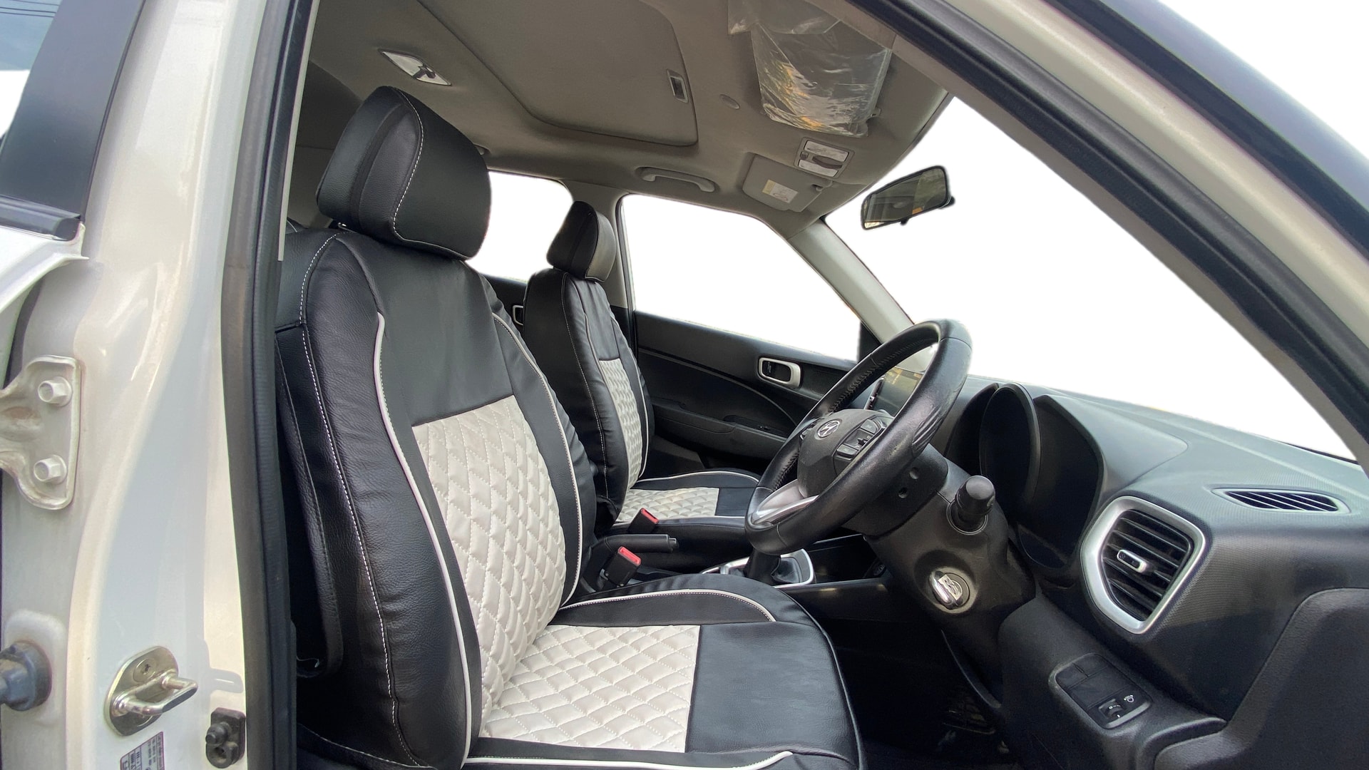 View 2019 Hyundai Venue SX 1.0 Petrol Image 28 Used 2019 Hyundai Venue SX 1.0 Petrol Image 28