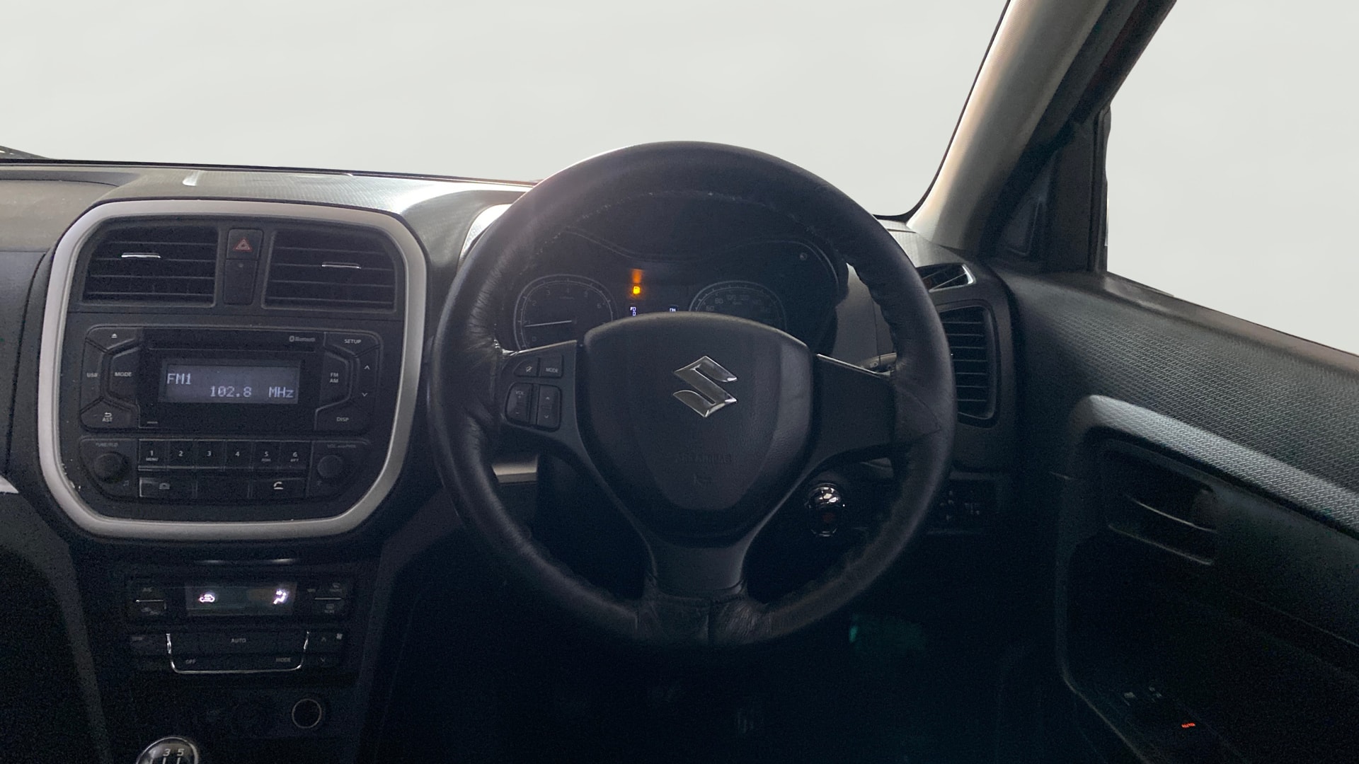 View 2021 Maruti Suzuki 1000 Base Variant Image 20 Used 2021 Maruti Suzuki 1000 Base Variant Image 20
