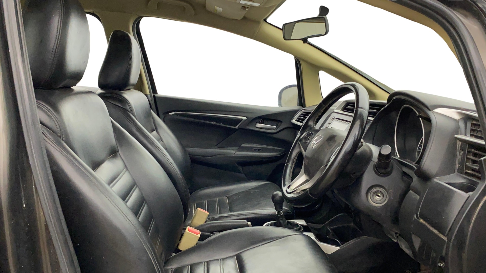 View 2016 Honda Jazz E MT Diesel Image 26 Used 2016 Honda Jazz E MT Diesel Image 26