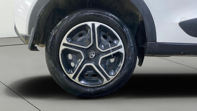 View Tata Nexon Image 23 Used Tata Nexon Image 23