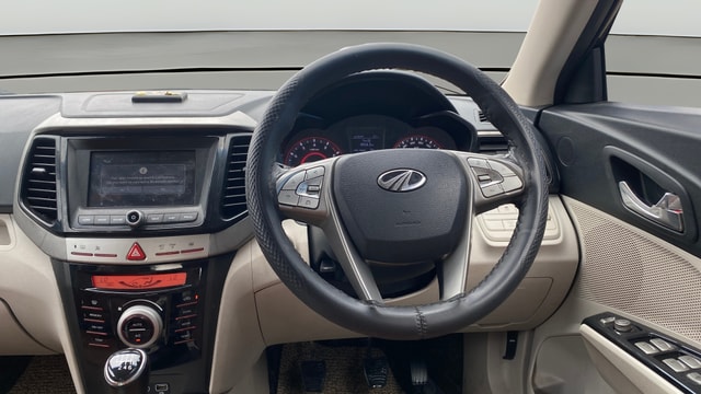 View Mahindra XUV300 Image 13 Used Mahindra XUV300 Image 13