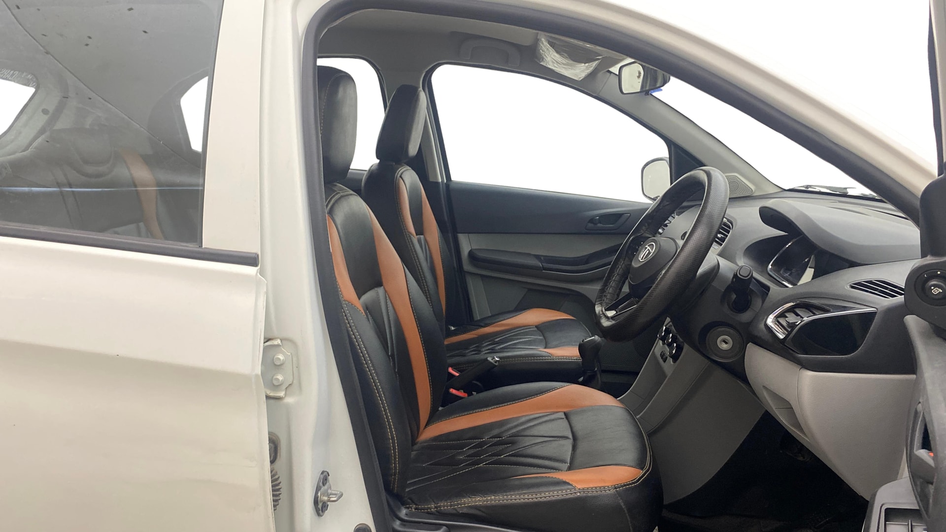 Used 2022 Tata Tiago Used 2022 Tata Tiago