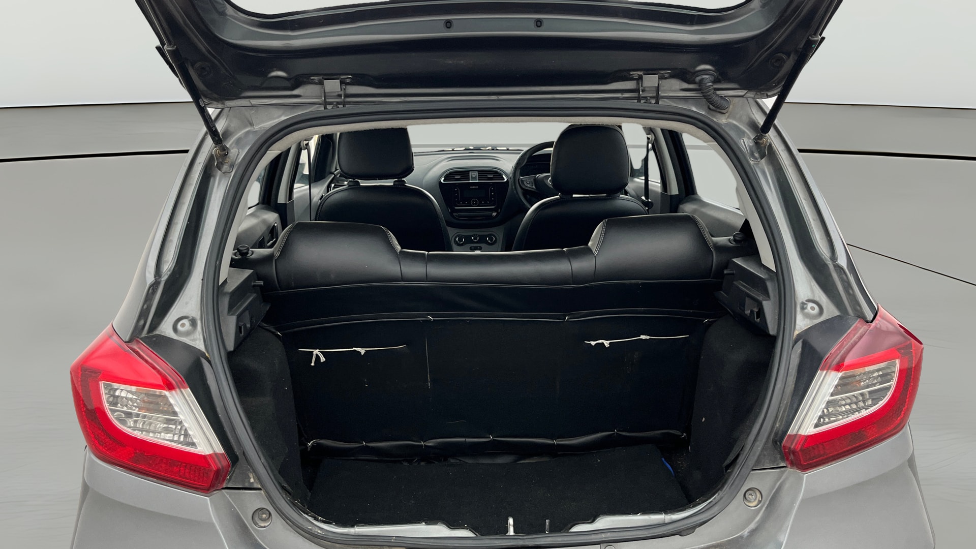 Used 2021 Tata Tiago Used 2021 Tata Tiago