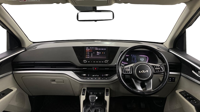 View Kia Carens Image 16 Used Kia Carens Image 16