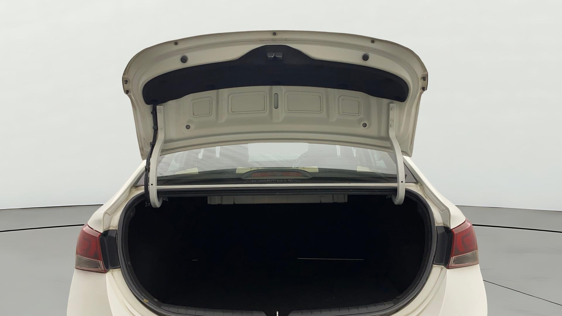 Used 2019 Hyundai Verna Used 2019 Hyundai Verna
