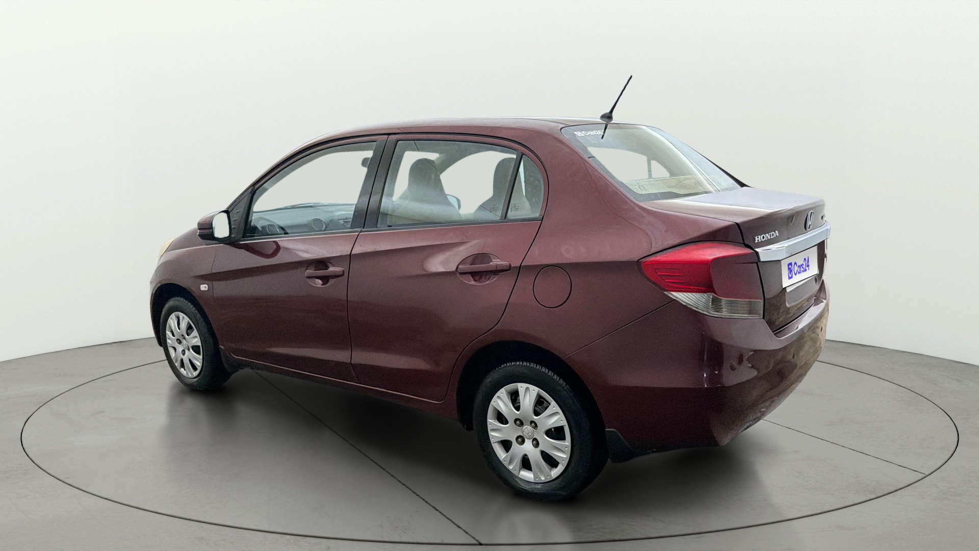 View 2015 Honda Amaze E MT Petrol BS IV Image 2 Used 2015 Honda Amaze E MT Petrol BS IV Image 2