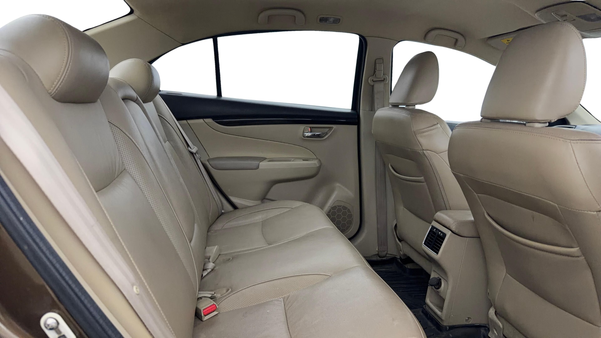 View 2015 Maruti Suzuki 1000 Base Variant Image 29 Used 2015 Maruti Suzuki 1000 Base Variant Image 29