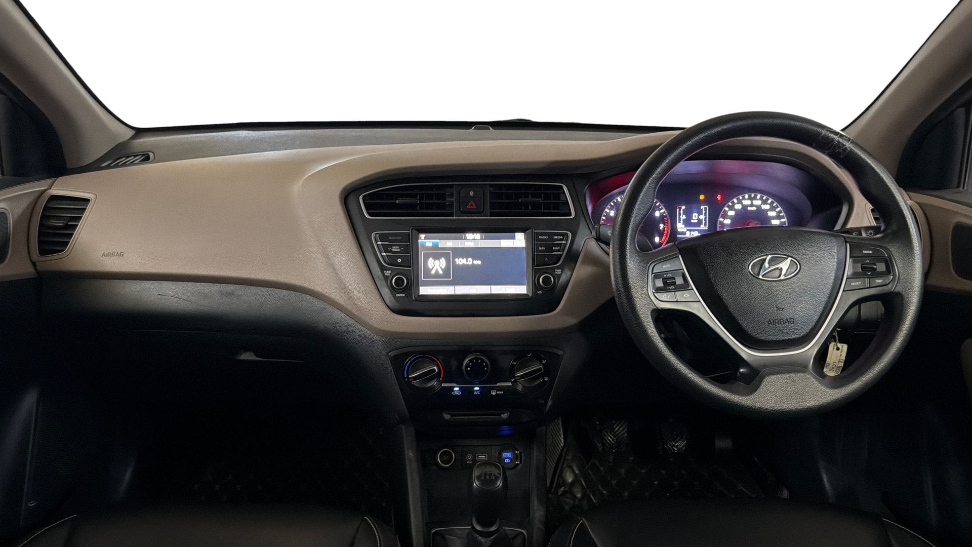 View 2019 Hyundai Elite i20 1.2 Sportz Plus Petrol Image 15 Used 2019 Hyundai Elite i20 1.2 Sportz Plus Petrol Image 15