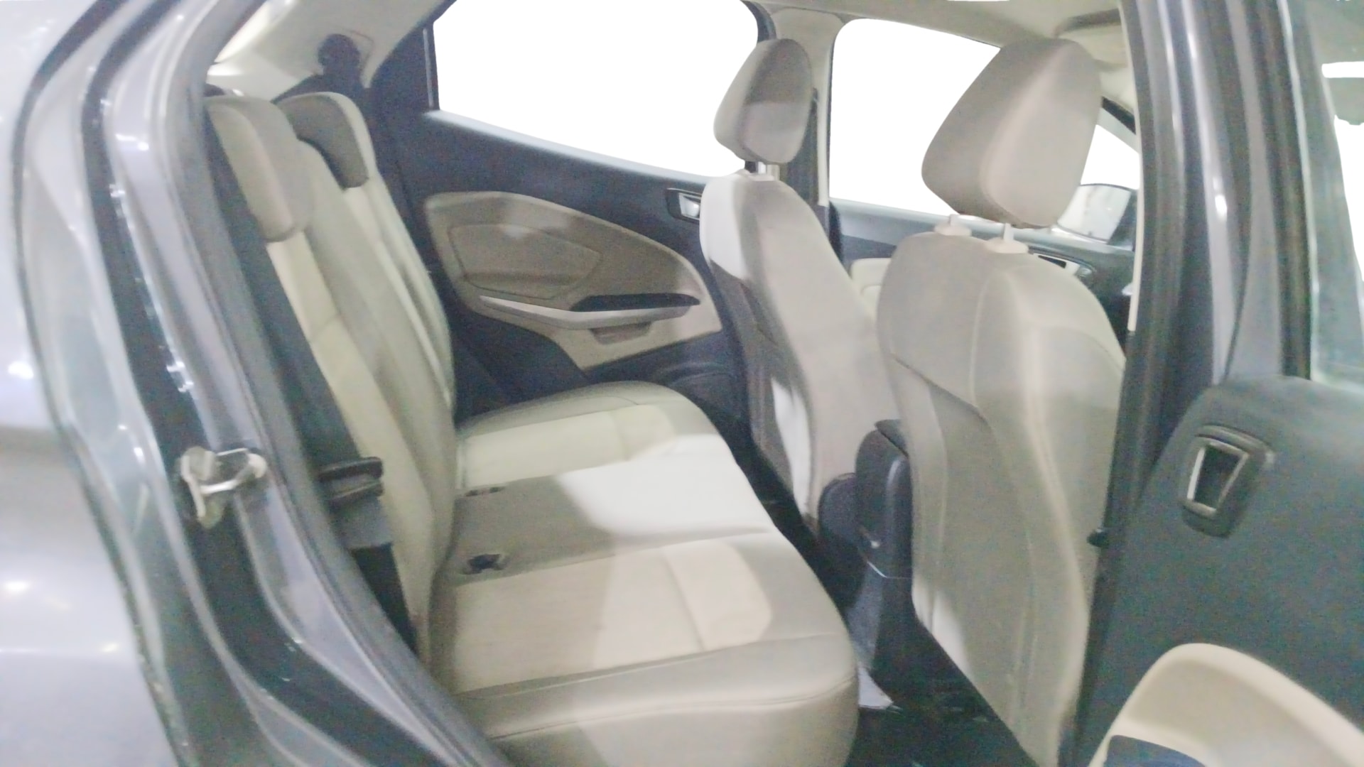 View 2021 Ford EcoSport 1.5 TDCi Diesel Ambiente BS IV Image 30 Used 2021 Ford EcoSport 1.5 TDCi Diesel Ambiente BS IV Image 30