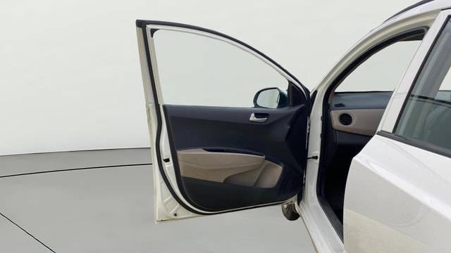 View Hyundai Grand i10 Image 35 Used Hyundai Grand i10 Image 35