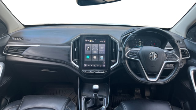 View MG Hector Image 31 Used MG Hector Image 31