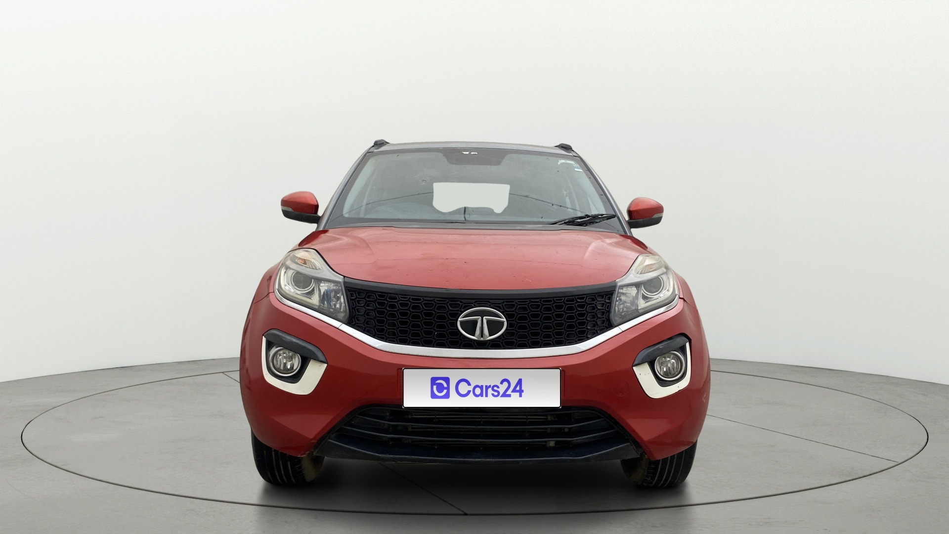View 2017 Tata Nexon XZ Plus Diesel Image 1 Used 2017 Tata Nexon XZ Plus Diesel Image 1