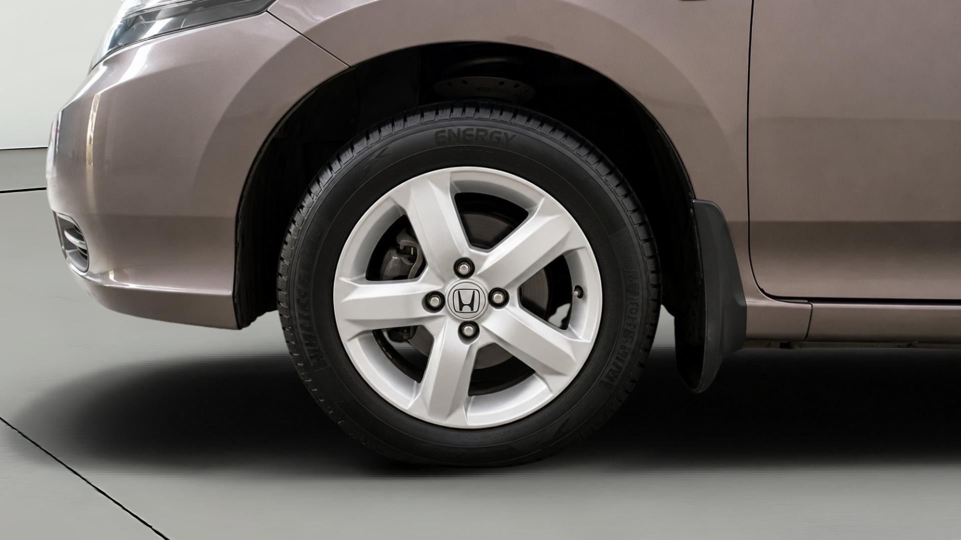 View 2013 Honda City ZX MT Diesel Anniversary Edition Image 27 Used 2013 Honda City ZX MT Diesel Anniversary Edition Image 27