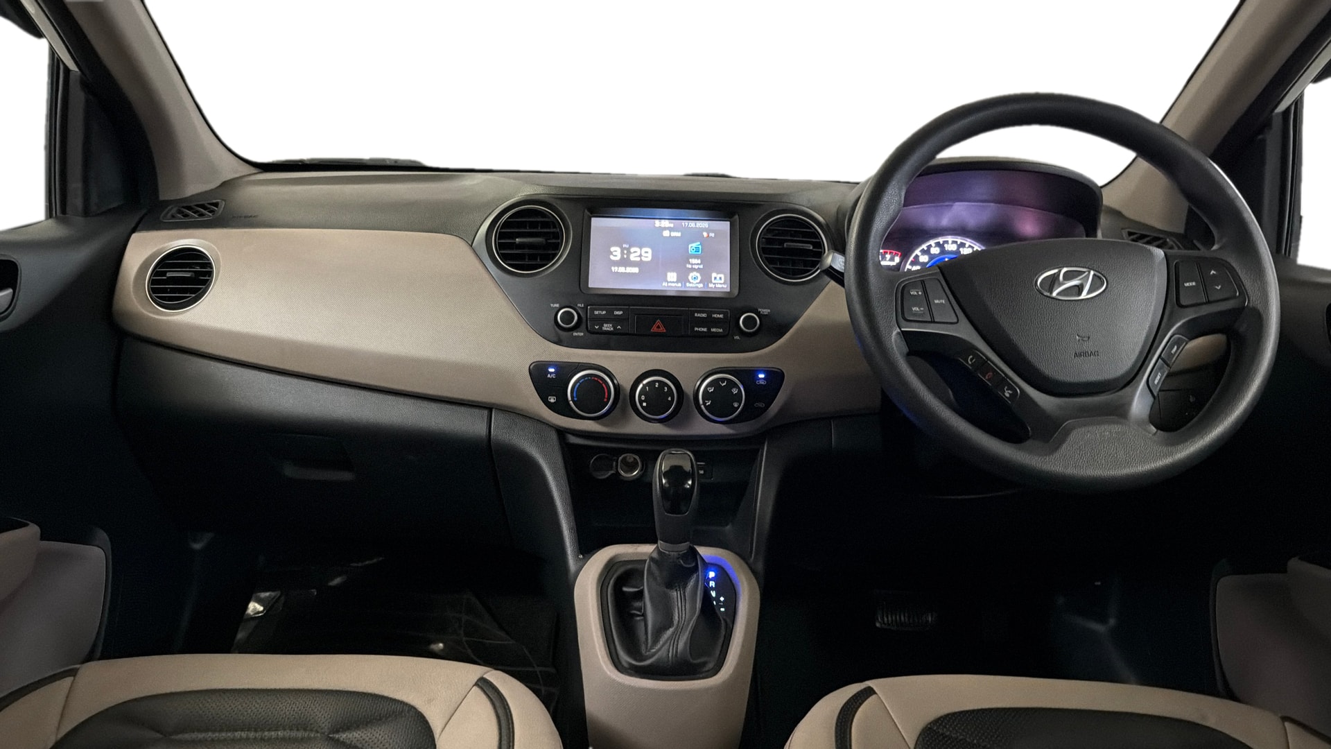 View 2018 Hyundai Grand i10 1.2 Sportz AT Petrol Image 15 Used 2018 Hyundai Grand i10 1.2 Sportz AT Petrol Image 15