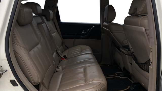 View Mahindra XUV500 Image 36 Used Mahindra XUV500 Image 36