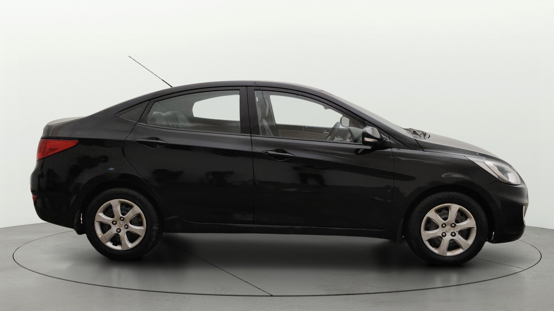 Used 2013 Hyundai Fluidic Verna Used 2013 Hyundai Fluidic Verna