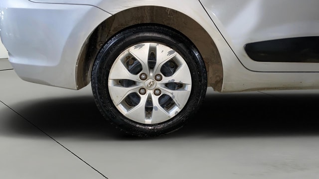 View Hyundai Xcent Image 24 Used Hyundai Xcent Image 24