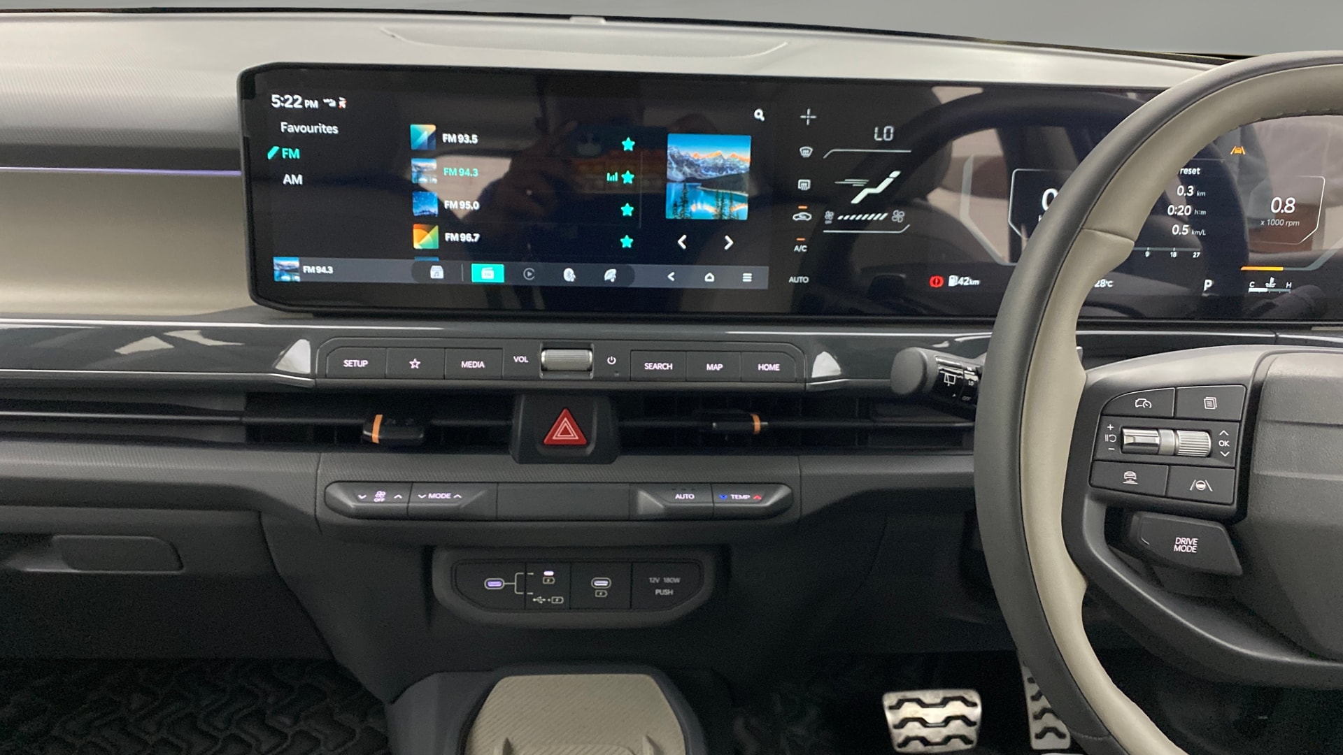 View 2025 Kia Syros HTX Plus (O) DCT Petrol Image 33 Used 2025 Kia Syros HTX Plus (O) DCT Petrol Image 33