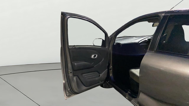 View Datsun Redi GO Image 30 Used Datsun Redi GO Image 30