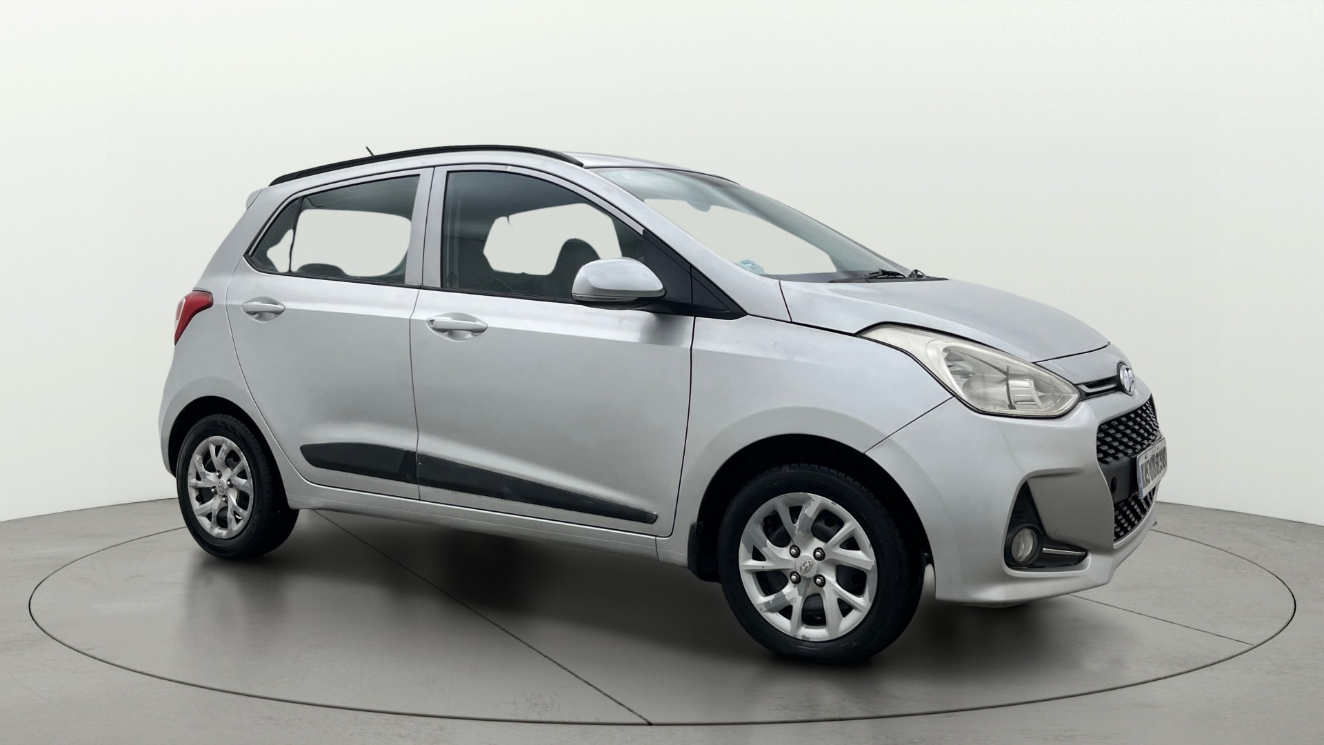 Used 2019 Hyundai Grand i10 Used 2019 Hyundai Grand i10