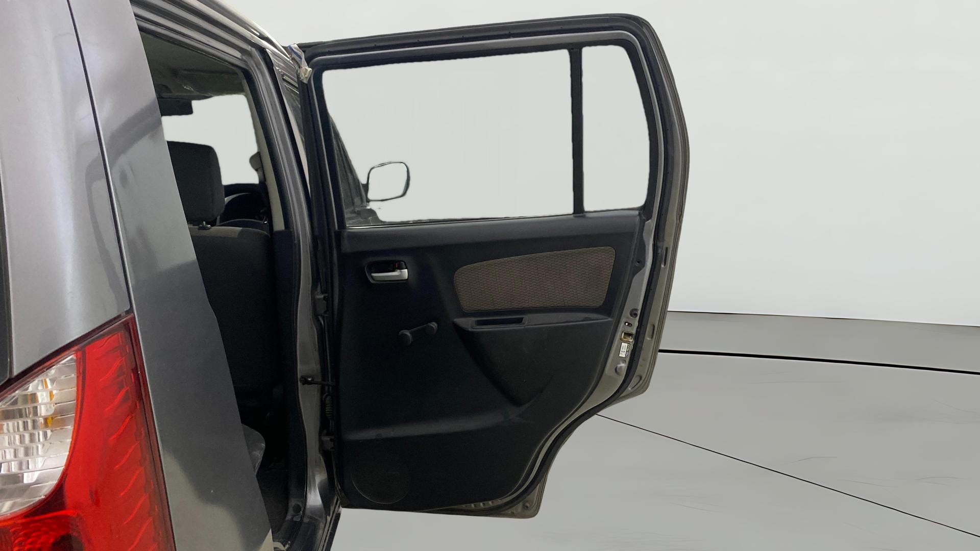 View 2014 Maruti Suzuki 1000 Base Variant Image 7 Used 2014 Maruti Suzuki 1000 Base Variant Image 7