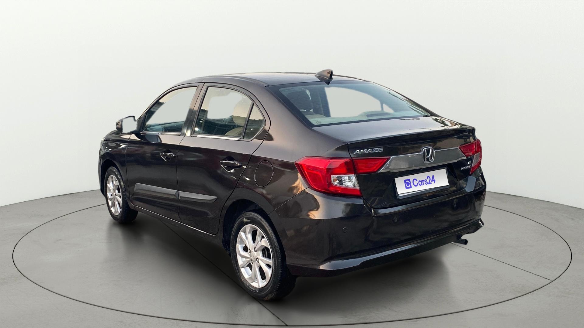 View 2018 Honda Amaze E MT Petrol BS IV Image 2 Used 2018 Honda Amaze E MT Petrol BS IV Image 2