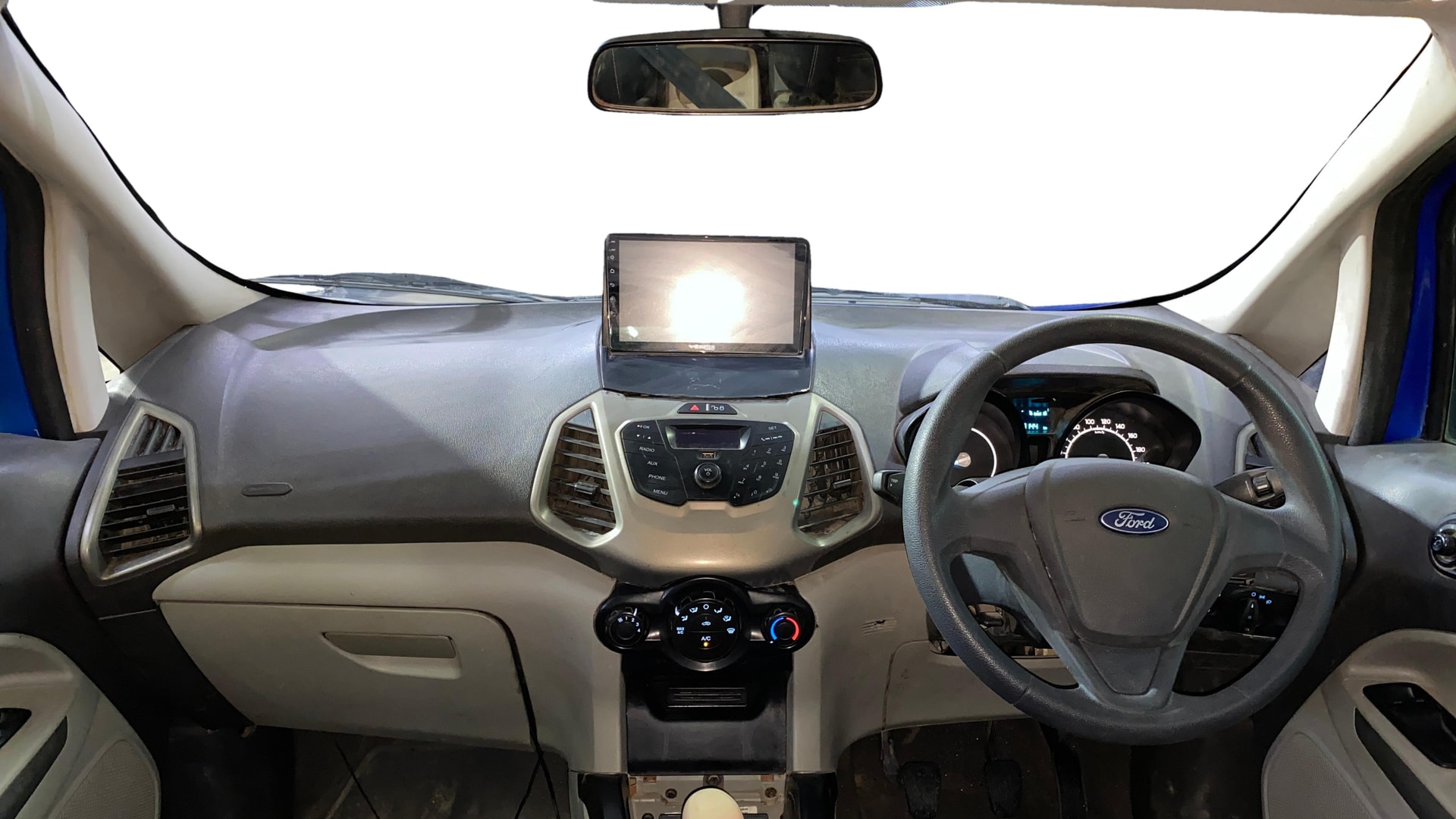 View 2013 Ford EcoSport 1.5 TDCi Diesel Ambiente BS IV Image 15 Used 2013 Ford EcoSport 1.5 TDCi Diesel Ambiente BS IV Image 15