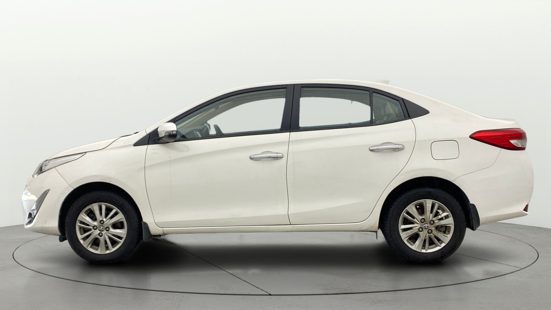 Used 2018 Toyota Yaris Used 2018 Toyota Yaris