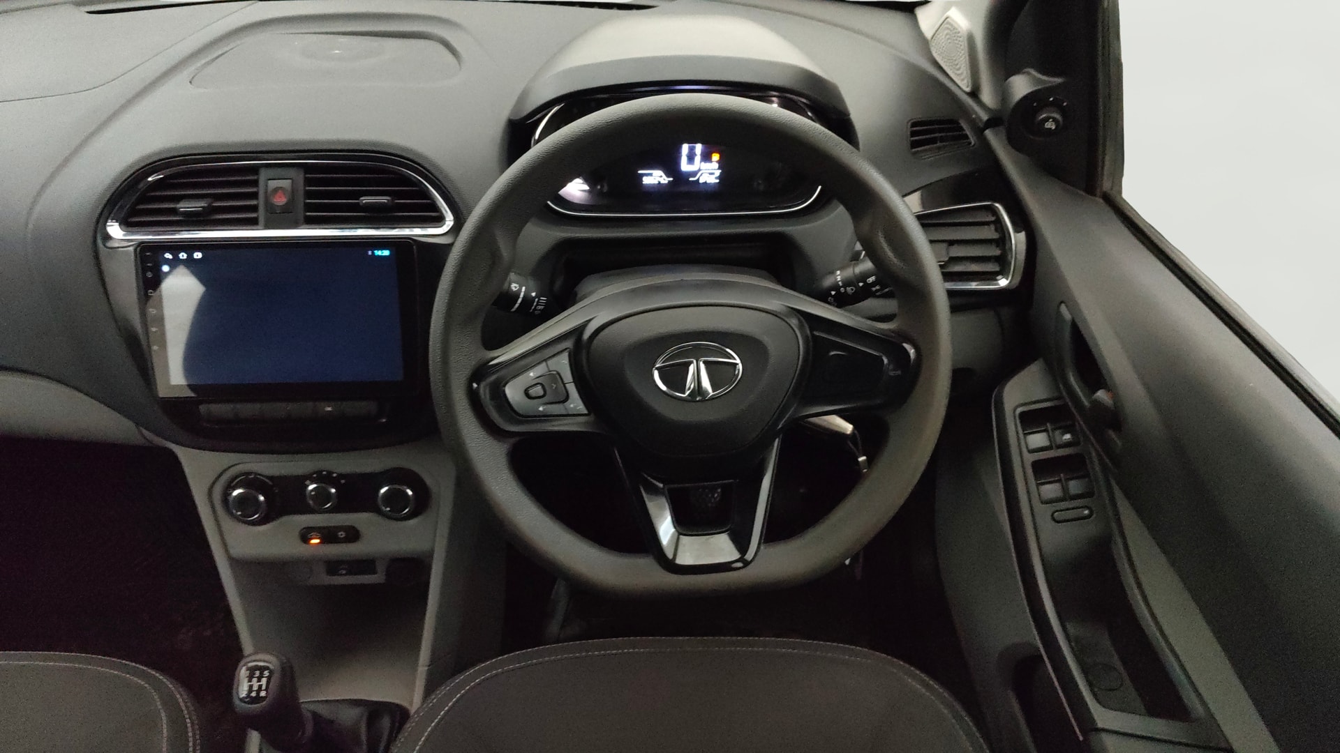 Used 2022 Tata Tiago Used 2022 Tata Tiago