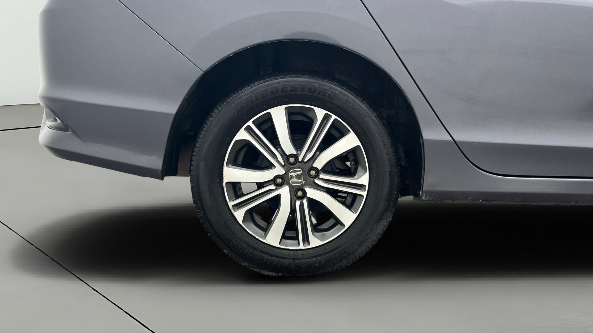 View 2019 Honda City ZX MT Diesel Anniversary Edition Image 25 Used 2019 Honda City ZX MT Diesel Anniversary Edition Image 25