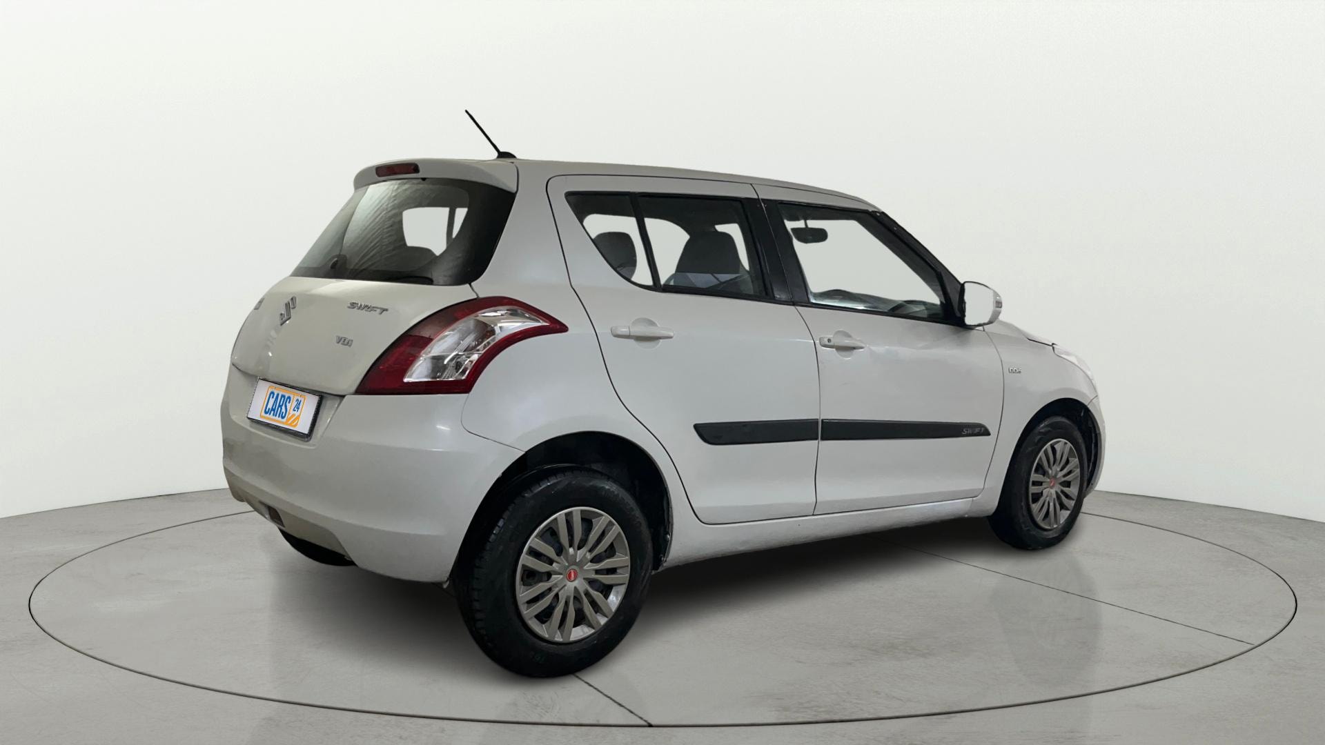 View 2016 Maruti Suzuki 1000 Base Variant Image 41 Used 2016 Maruti Suzuki 1000 Base Variant Image 41