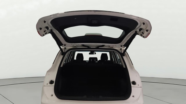 View MG Hector Image 17 Used MG Hector Image 17